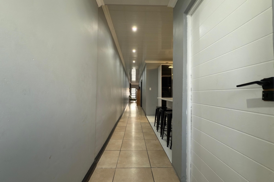 2 Bedroom Property for Sale in Kensington Western Cape